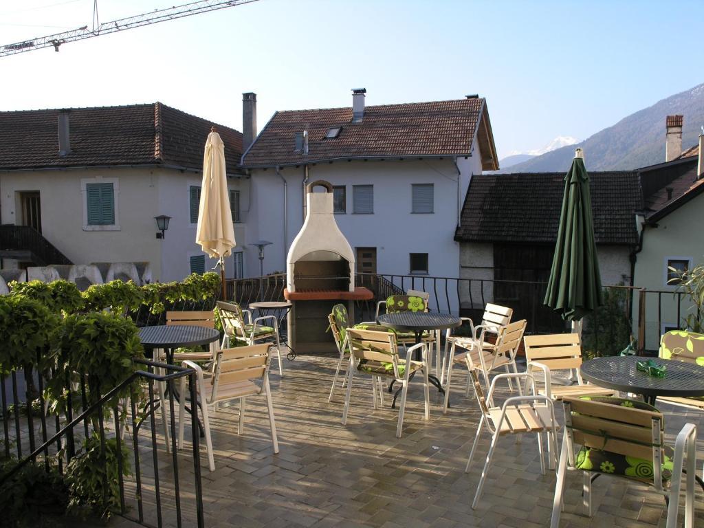 Hotel Garni Sonne à Malles Venosta Extérieur photo